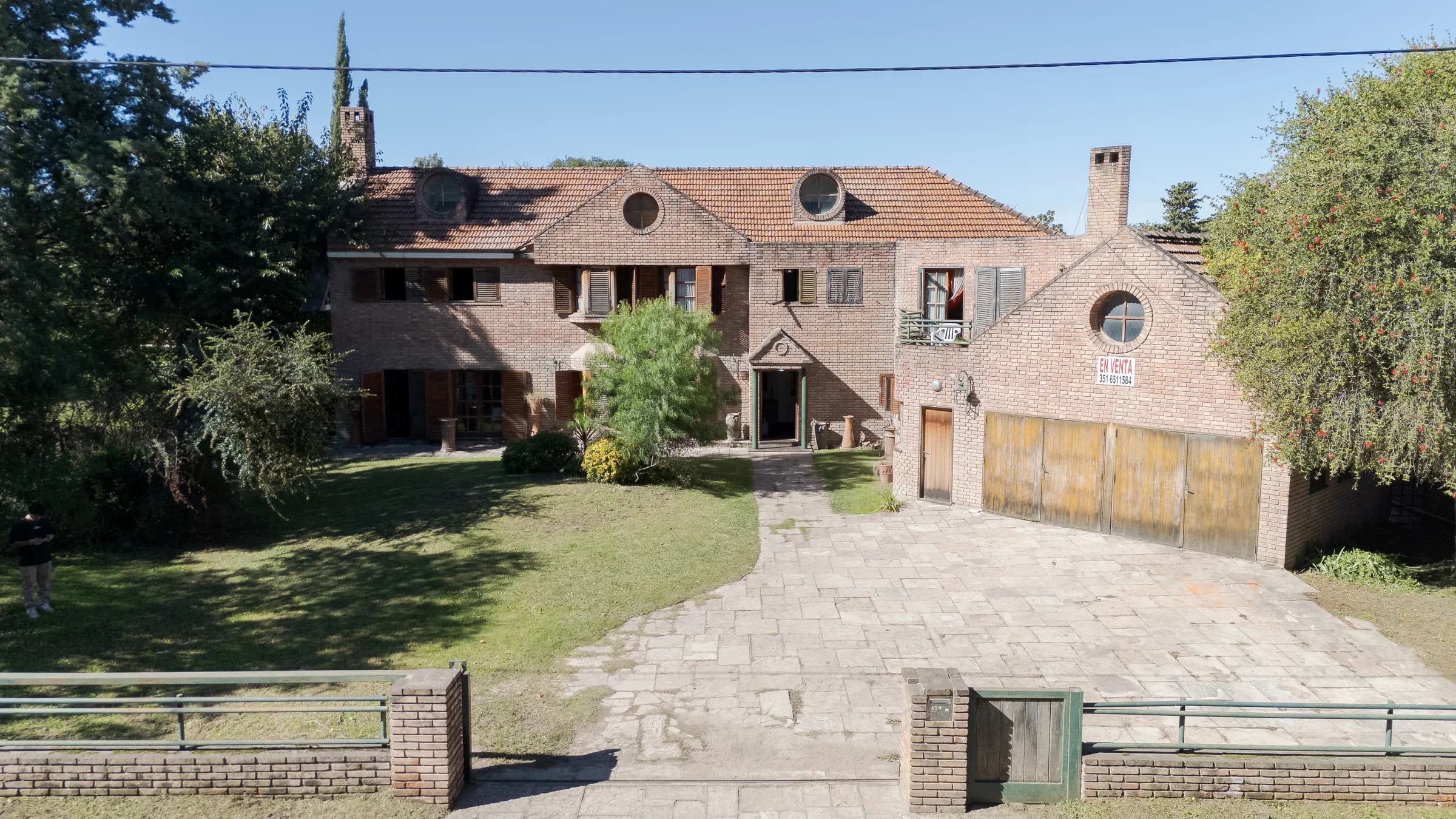 Residencia sobre Av. Lisboa · Vista al Golf — foto 3